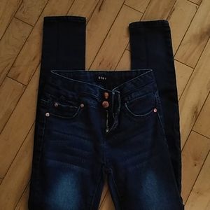 Two pair Girls DKNY super skinny jeans.